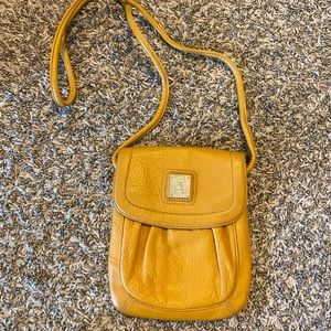 Tignanello crossbody in mustard color!